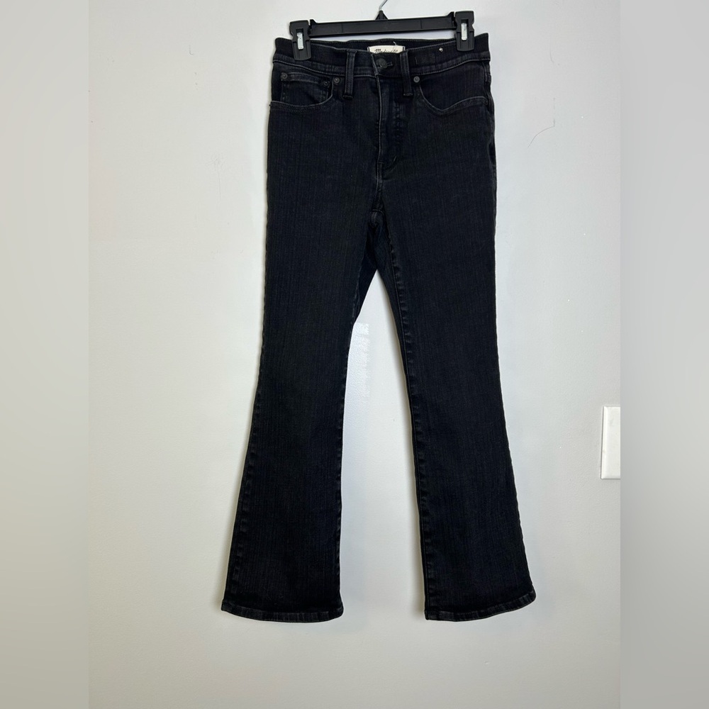 Madewell mid rise kick out jeans black size 27 flare